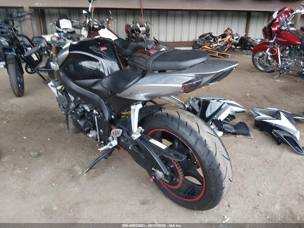 JS1GN7DA472109548 2007 SUZUKI GSX-R600 photo no. 3