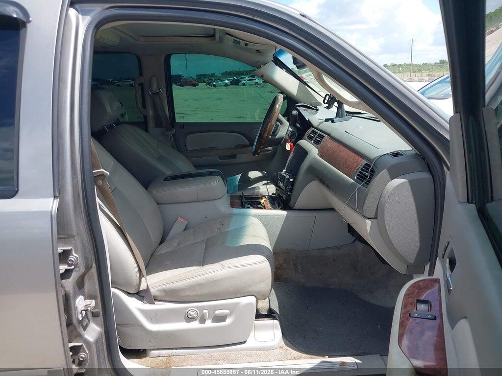 3GNFK16378G289064 2008 CHEVROLET SUBURBAN 1500 photo no. 5