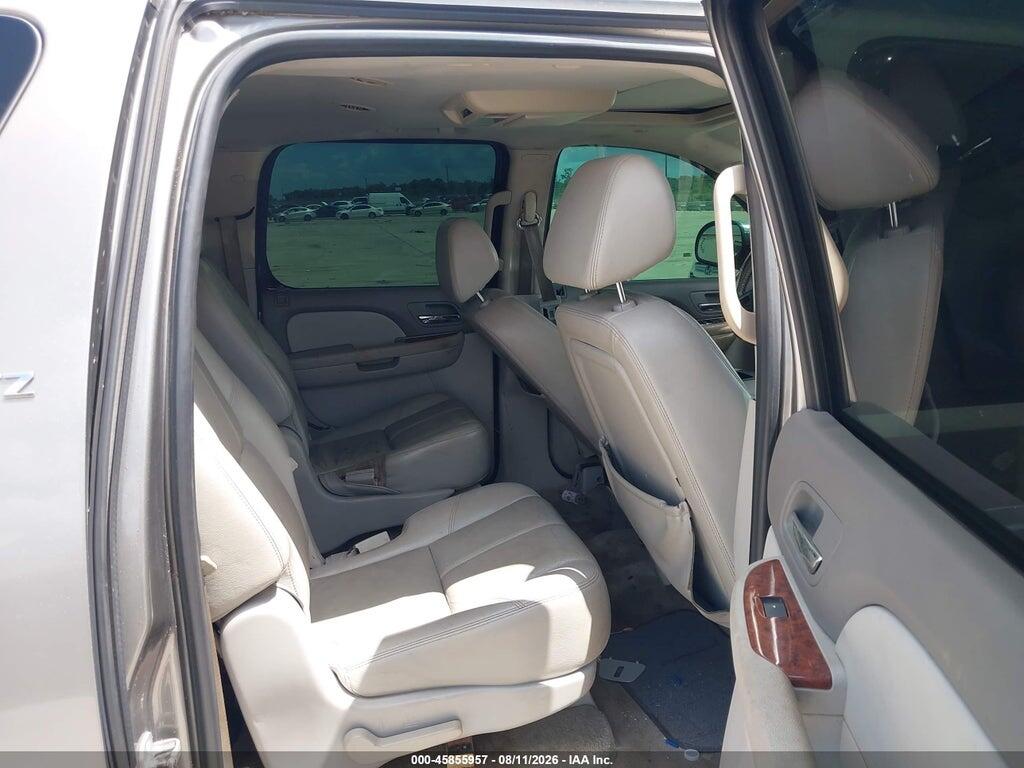 3GNFK16378G289064 2008 CHEVROLET SUBURBAN 1500 photo no. 8