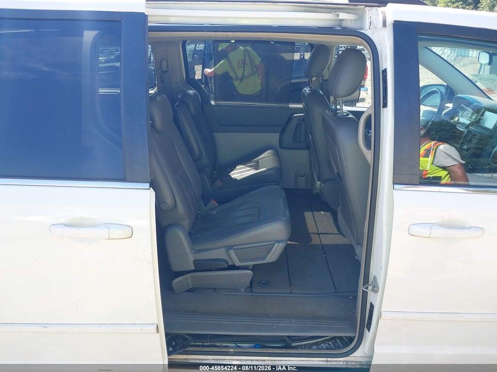 2A8HR54P48R666947 2008 CHRYSLER TOWN & COUNTRY photo no. 8