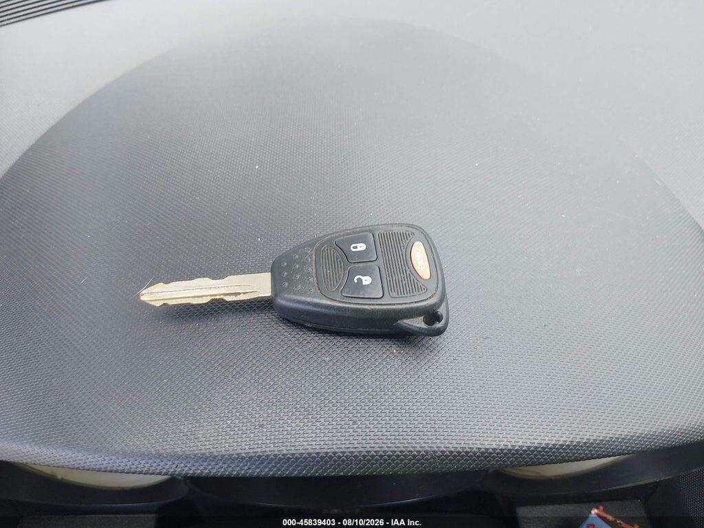 1B3HB48B48D617207 2008 DODGE CALIBER photo no. 11