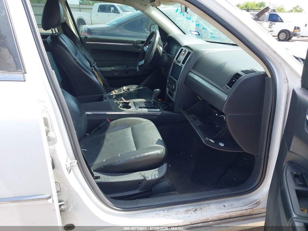 2C3CA5CV2AH265924 2010 CHRYSLER 300 photo no. 5