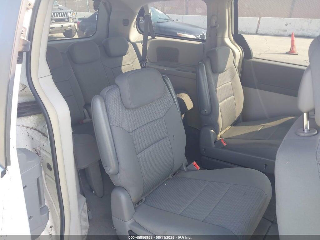2A4RR5D12AR309872 2010 CHRYSLER TOWN & COUNTRY photo no. 8