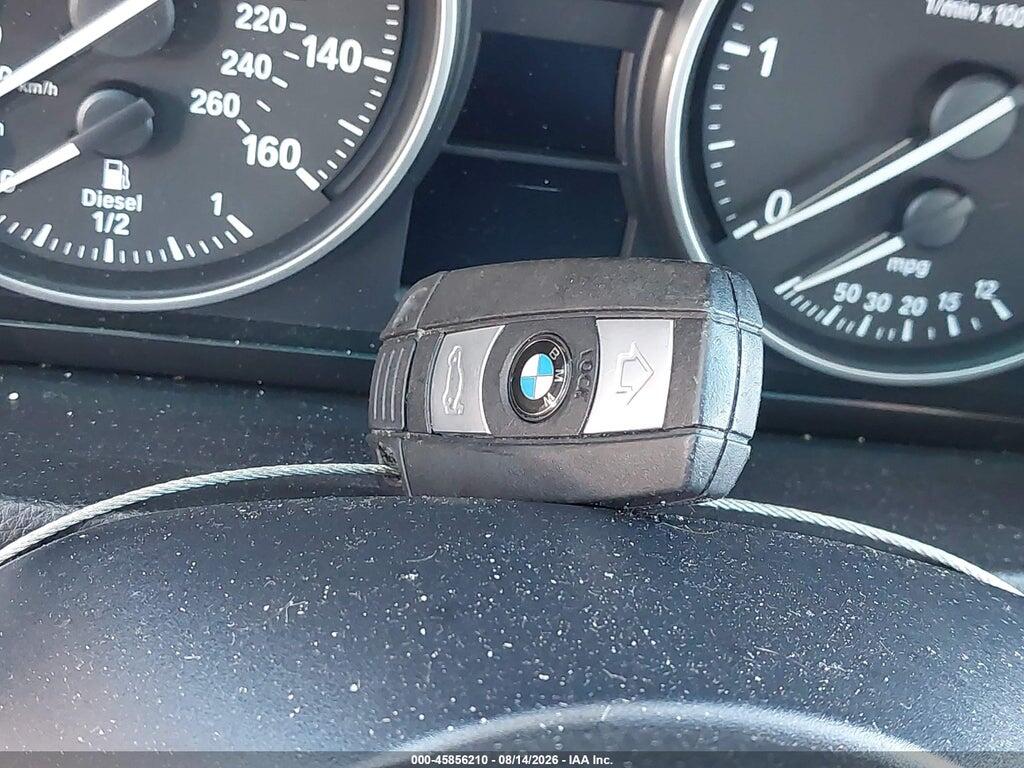 WBAPN7C57AA266933 2010 BMW 335D photo no. 11