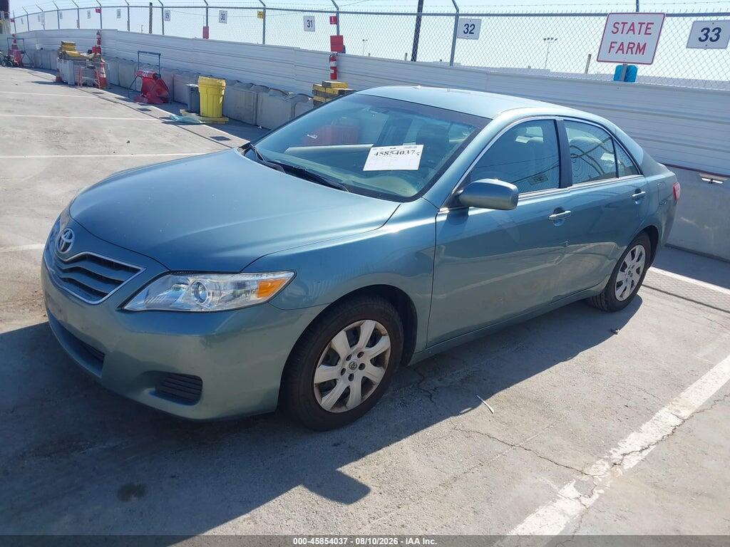 4T1BF3EK1AU520104 2010 TOYOTA CAMRY photo no. 2