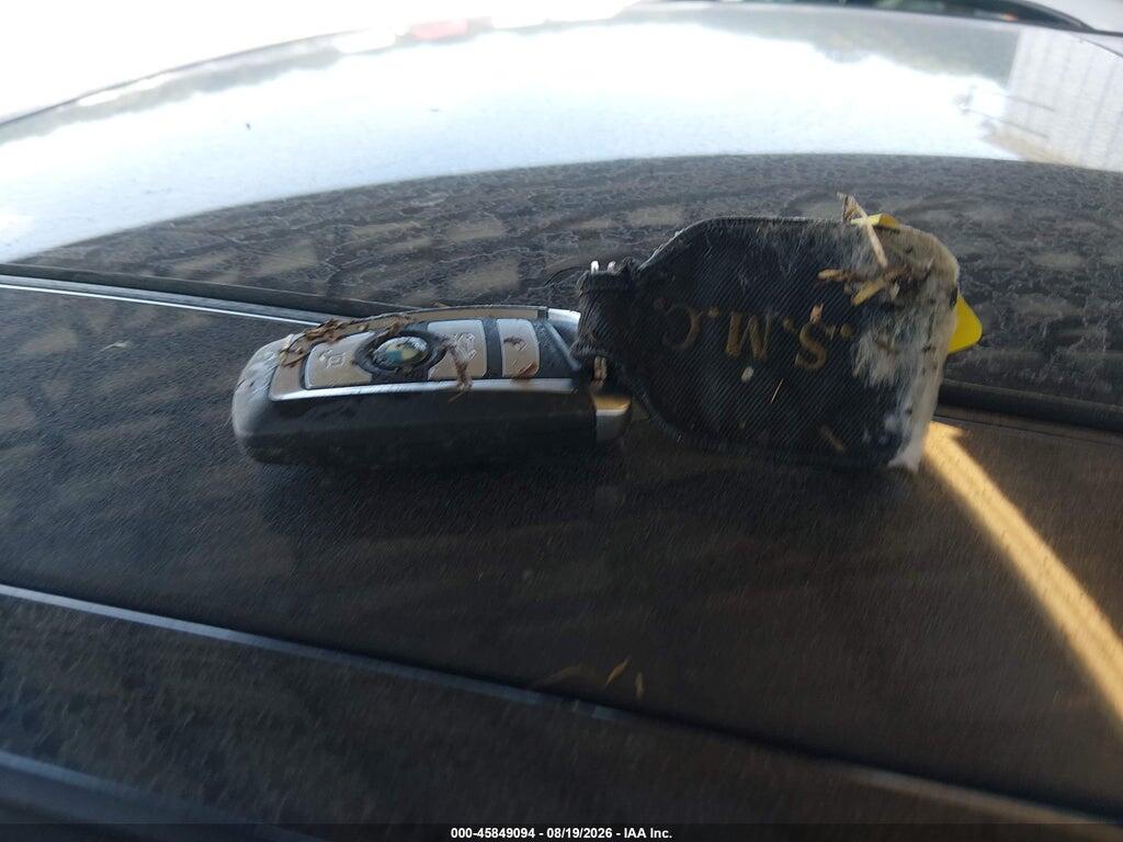 WBAKB8C53ACY62991 2010 BMW 750LI photo no. 11