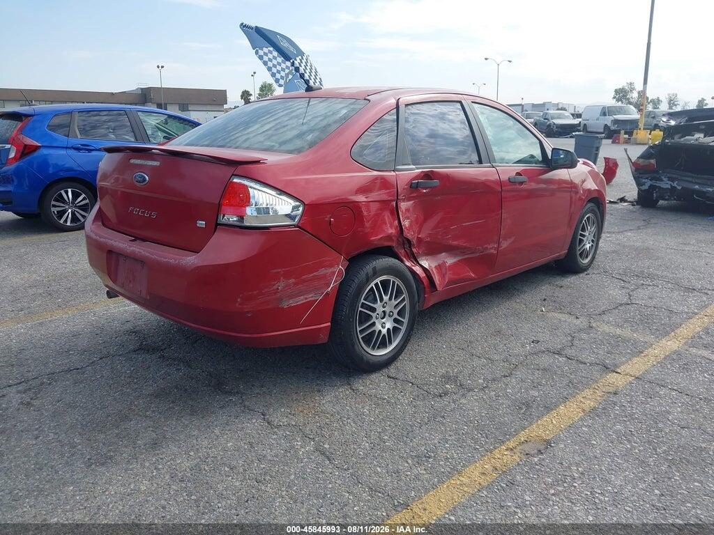 1FAHP3FN9AW220115 2010 FORD FOCUS photo no. 4