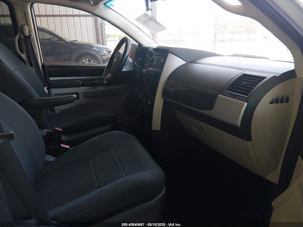 2D4RN5D14AR121049 2010 DODGE GRAND CARAVAN photo no. 5