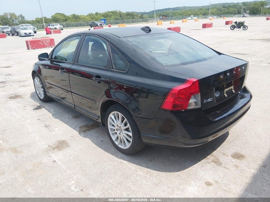 YV1382MS6A2489758 2010 VOLVO S40 photo no. 3