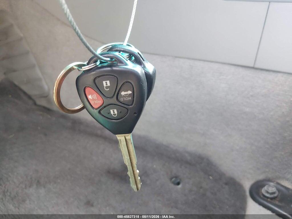4T1BF3EK8AU102123 2010 TOYOTA CAMRY photo no. 11