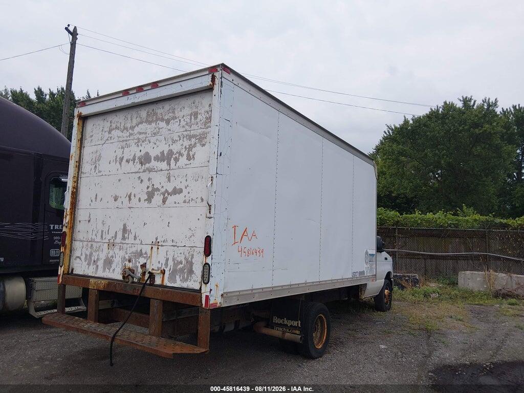 1FDXE4FS6ADB00187 2010 FORD E-450 CUTAWAY photo no. 4