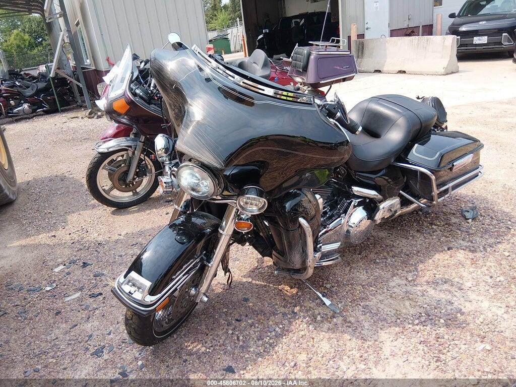 1HD1FC413AB660464 2010 HARLEY-DAVIDSON FLHTCU photo no. 2