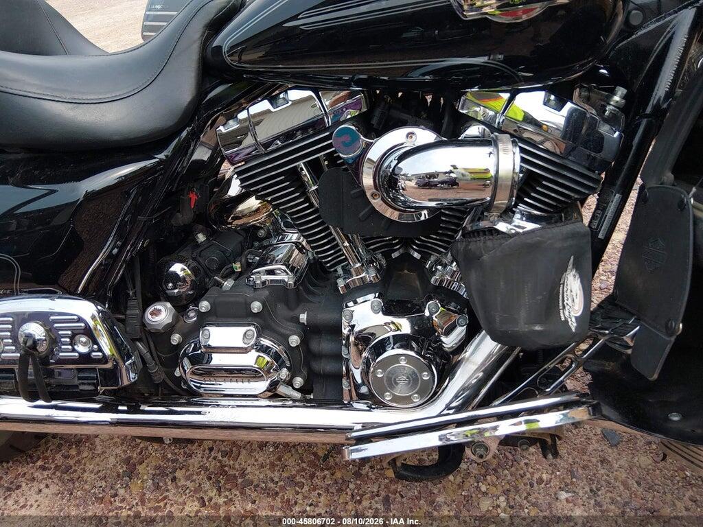 1HD1FC413AB660464 2010 HARLEY-DAVIDSON FLHTCU photo no. 8