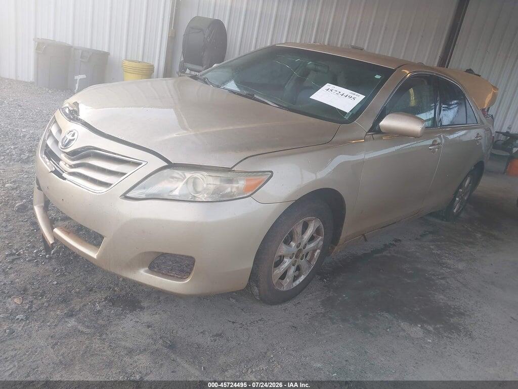 4T1BF3EK2BU200100 2011 TOYOTA CAMRY photo no. 2