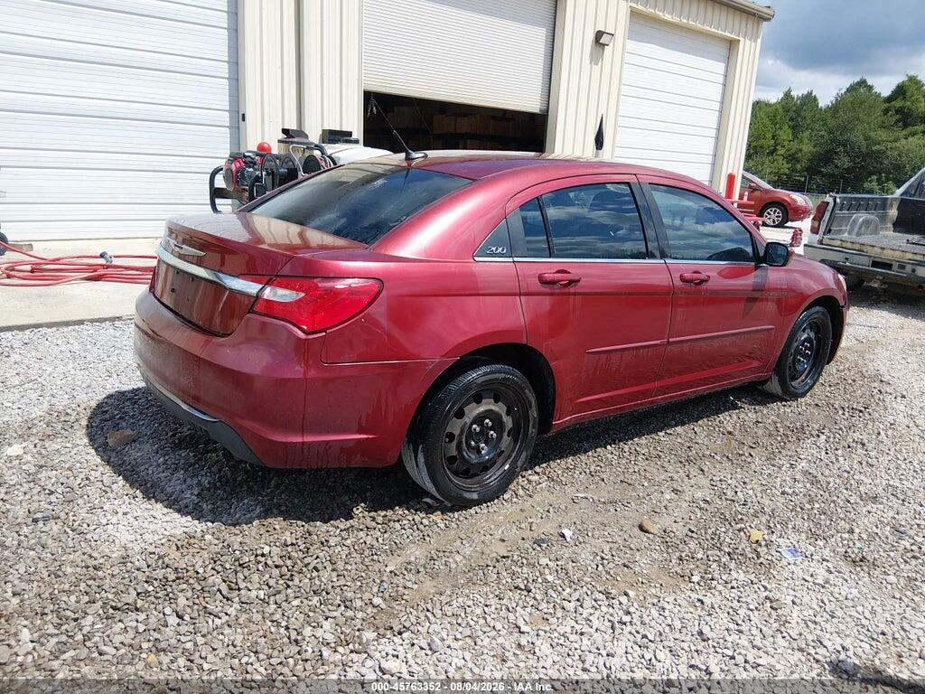 1C3BC4FB4BN550540 2011 CHRYSLER 200 photo no. 4
