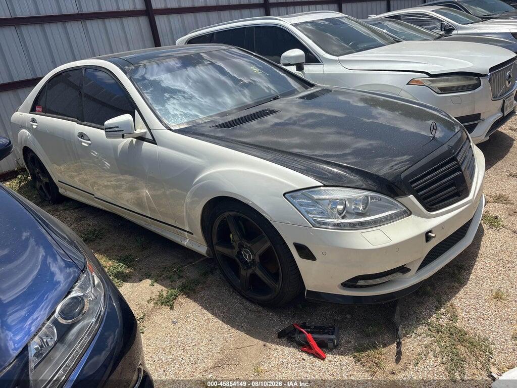 2011 MERCEDES-BENZ S 550 WDDNG7BB9BA397106