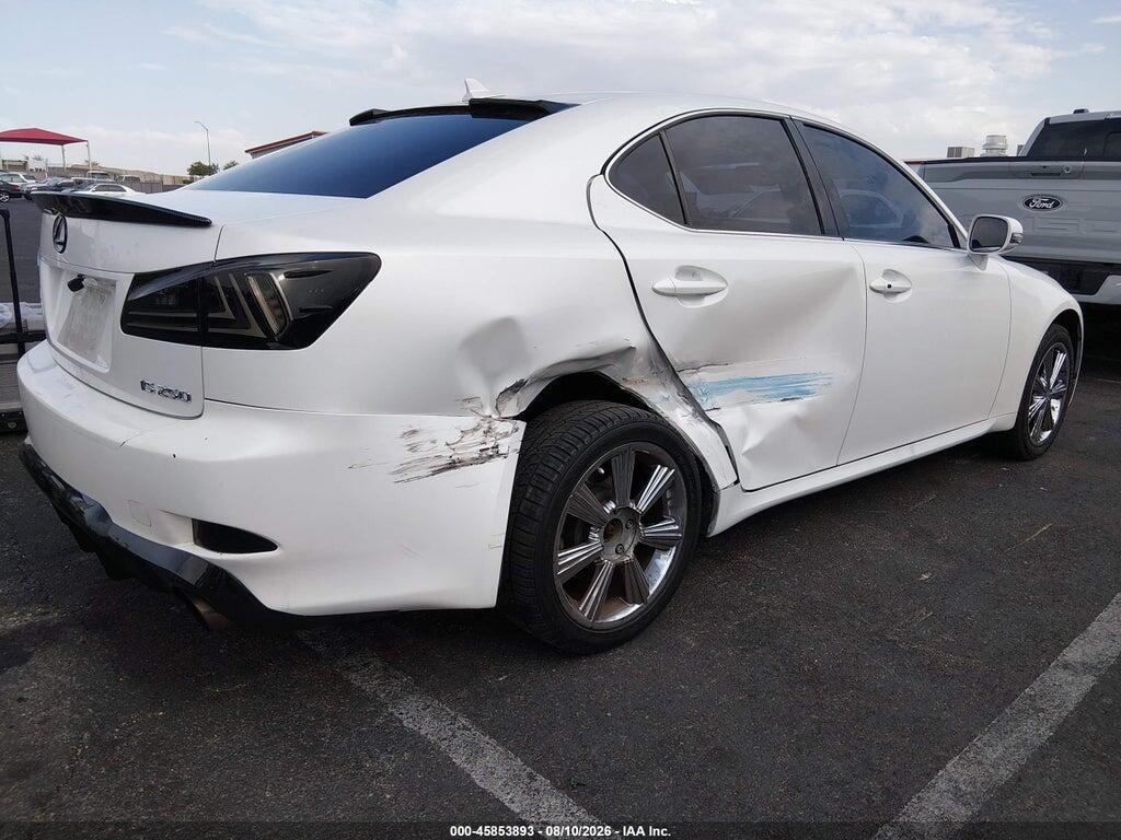 JTHBF5C27B5146272 2011 LEXUS IS 250 photo no. 4