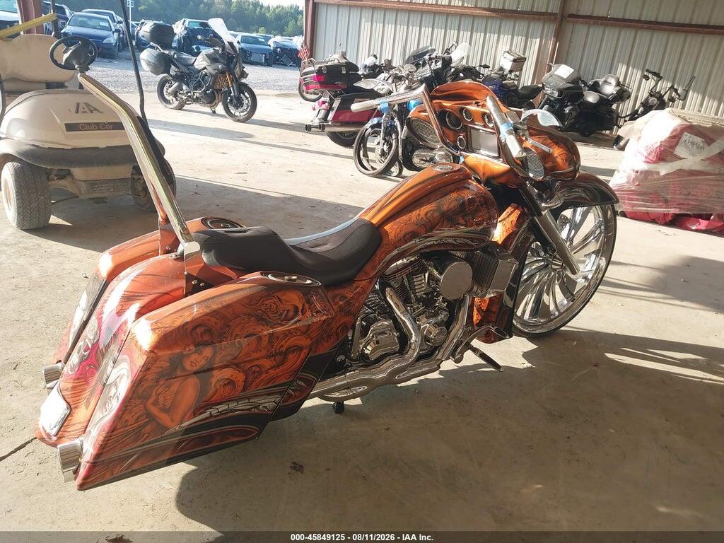 1HD1KB416BB673829 2011 HARLEY-DAVIDSON FLHX photo no. 4