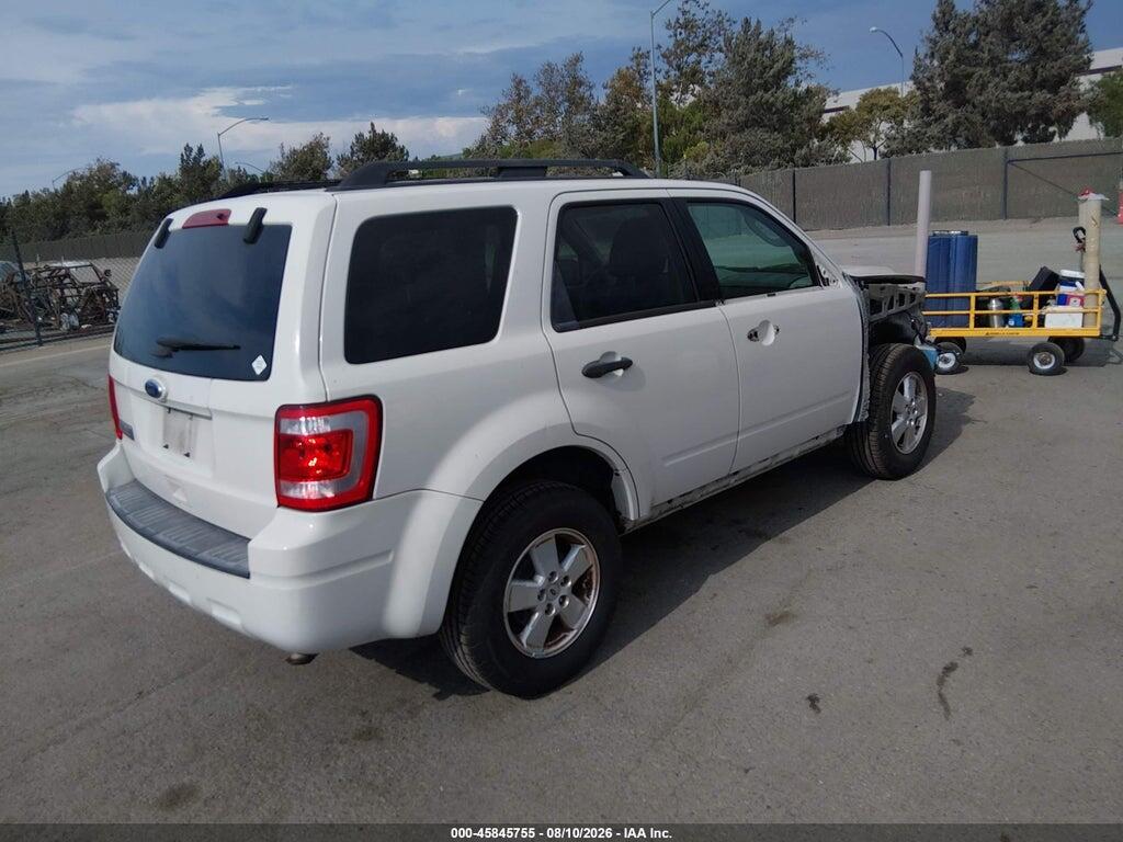 1FMCU0D74BKB33954 2011 FORD ESCAPE photo no. 4