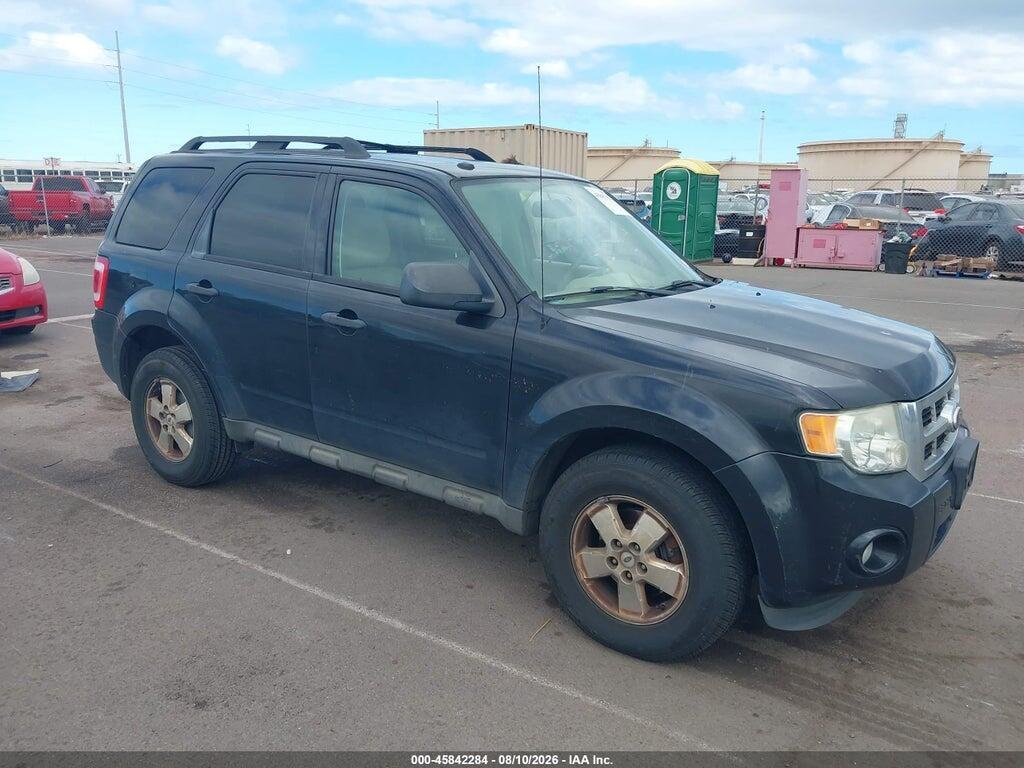 1FMCU0D71BKB38027 2011 FORD ESCAPE photo no. 1