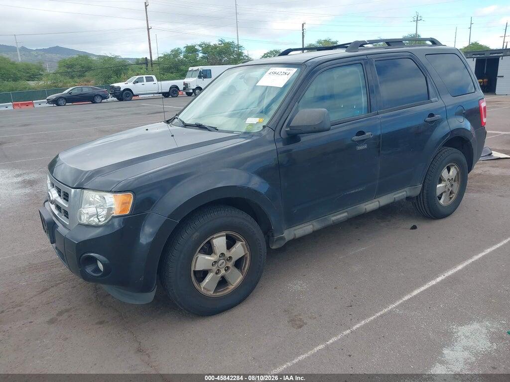1FMCU0D71BKB38027 2011 FORD ESCAPE photo no. 2