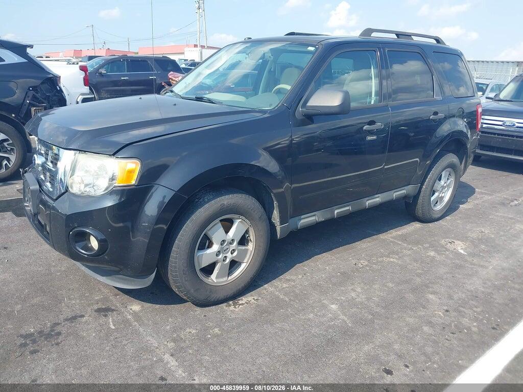1FMCU0D77BKA31385 2011 FORD ESCAPE photo no. 2