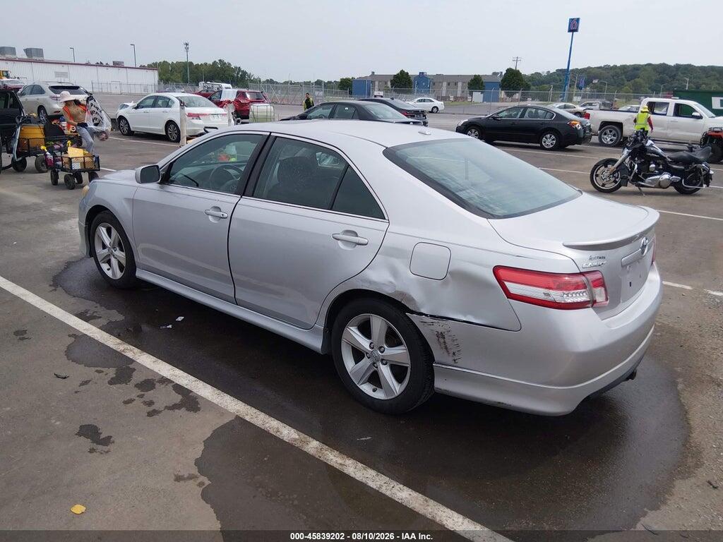 4T1BF3EK5BU124176 2011 TOYOTA CAMRY photo no. 3