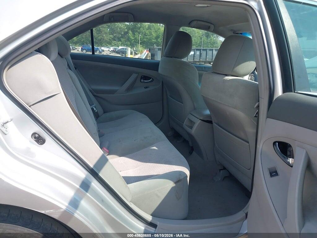 4T1BF3EK1BU743499 2011 TOYOTA CAMRY photo no. 8