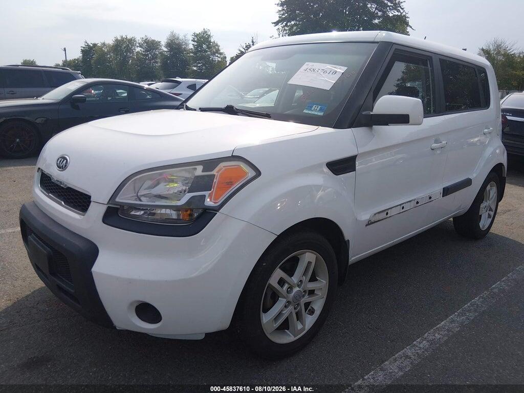 KNDJT2A22B7706985 2011 KIA SOUL photo no. 2