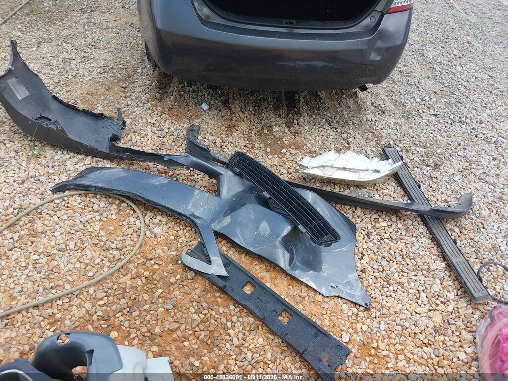 4T1BF3EK3BU630508 2011 TOYOTA CAMRY photo no. 12