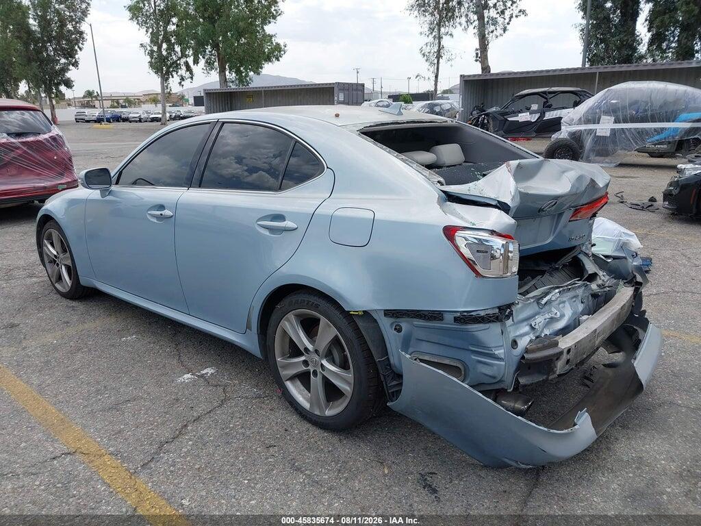 JTHBF5C24B5135388 2011 LEXUS IS 250 photo no. 3