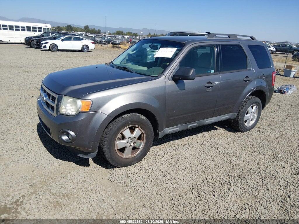 1FMCU0D71BKA08376 2011 FORD ESCAPE photo no. 2