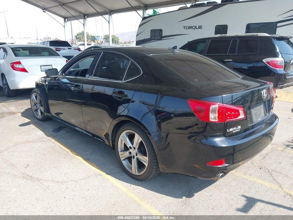 JTHBF5C27B5142741 2011 LEXUS IS 250 photo no. 3