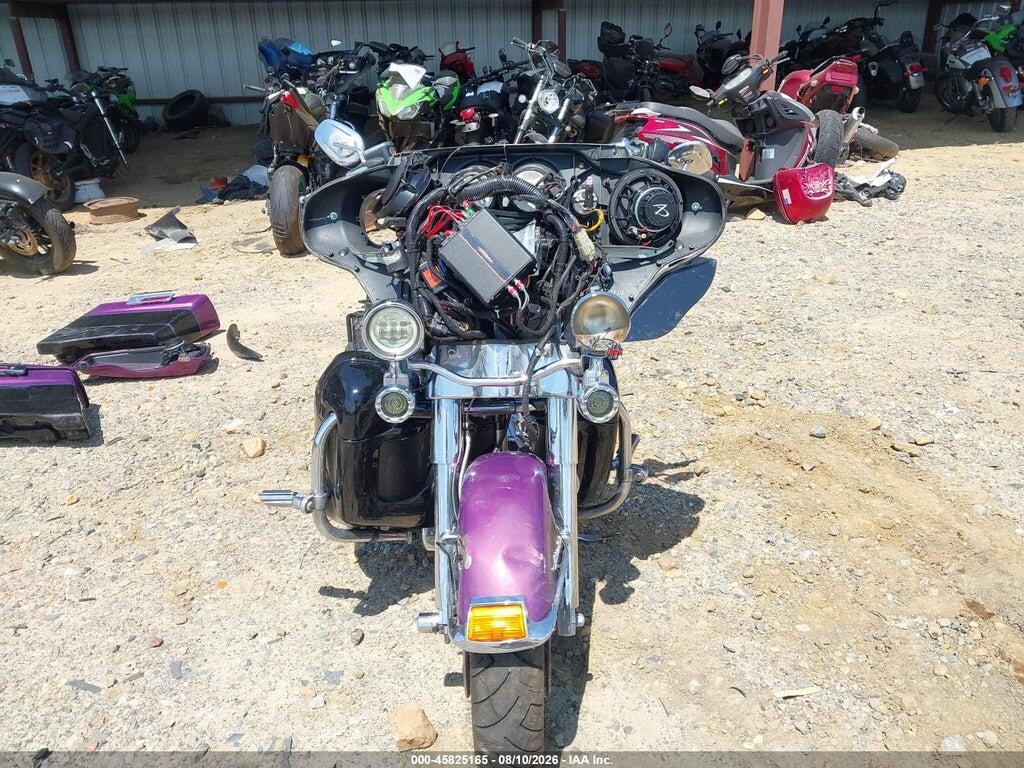1HD1FC417BB618025 2011 HARLEY-DAVIDSON FLHTCU photo no. 5