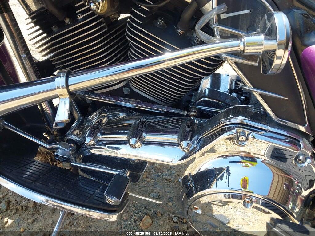 1HD1FC417BB618025 2011 HARLEY-DAVIDSON FLHTCU photo no. 9