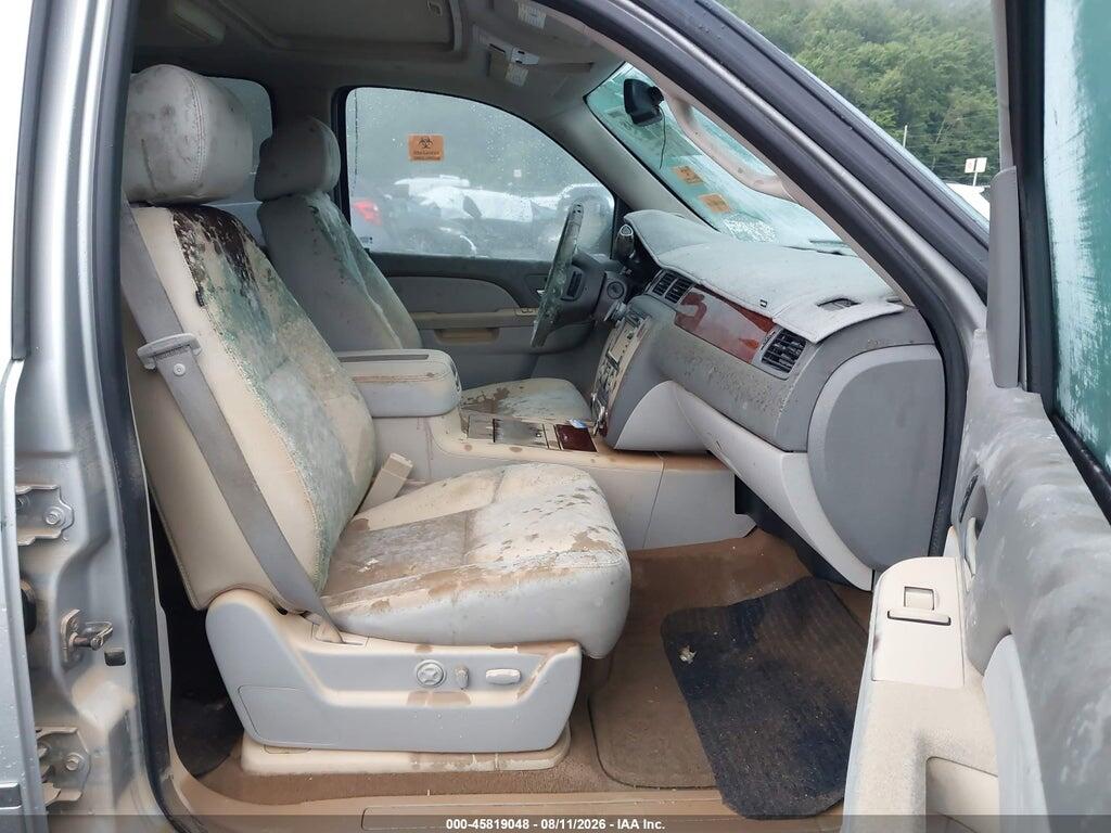 1GNSKCE04BR272909 2011 CHEVROLET TAHOE photo no. 5
