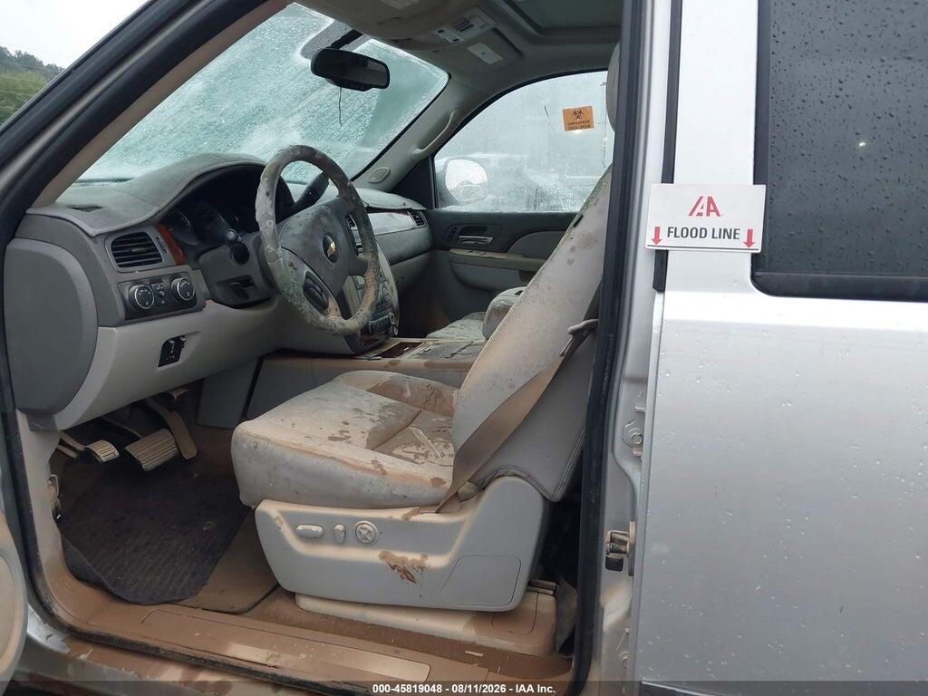 1GNSKCE04BR272909 2011 CHEVROLET TAHOE photo no. 6