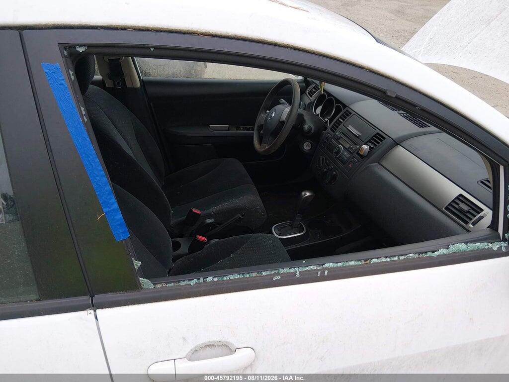 3N1BC1CPXBL495282 2011 NISSAN VERSA photo no. 6