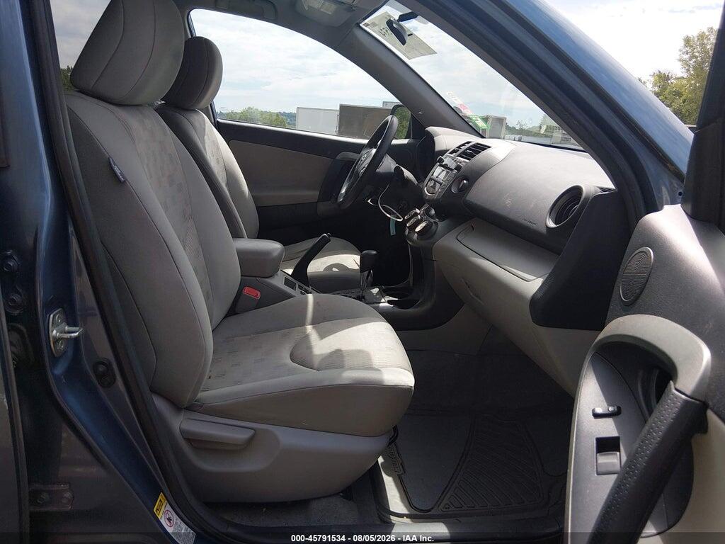 2T3BF4DV8BW115075 2011 TOYOTA RAV4 photo no. 5
