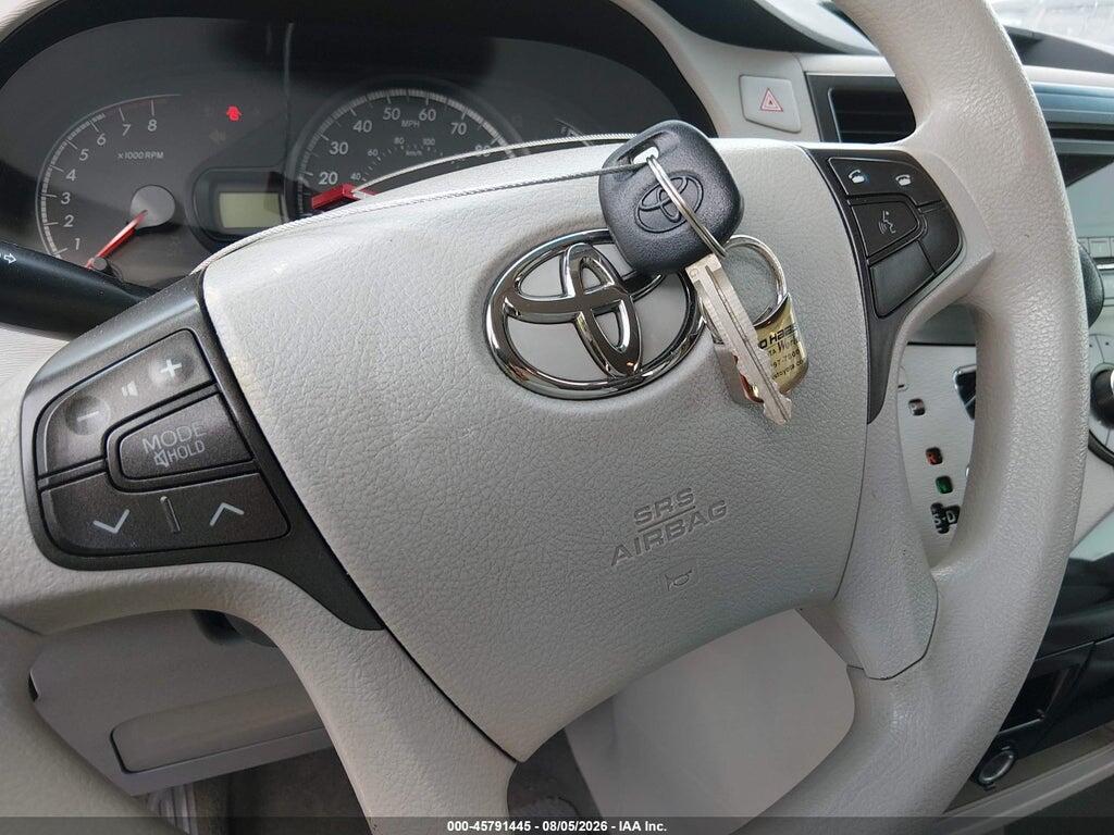 5TDKK3DC9CS216844 2012 TOYOTA SIENNA photo no. 11
