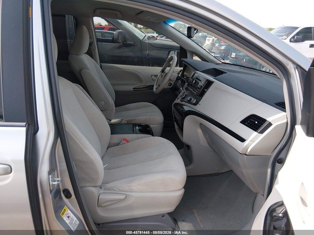 5TDKK3DC9CS216844 2012 TOYOTA SIENNA photo no. 5