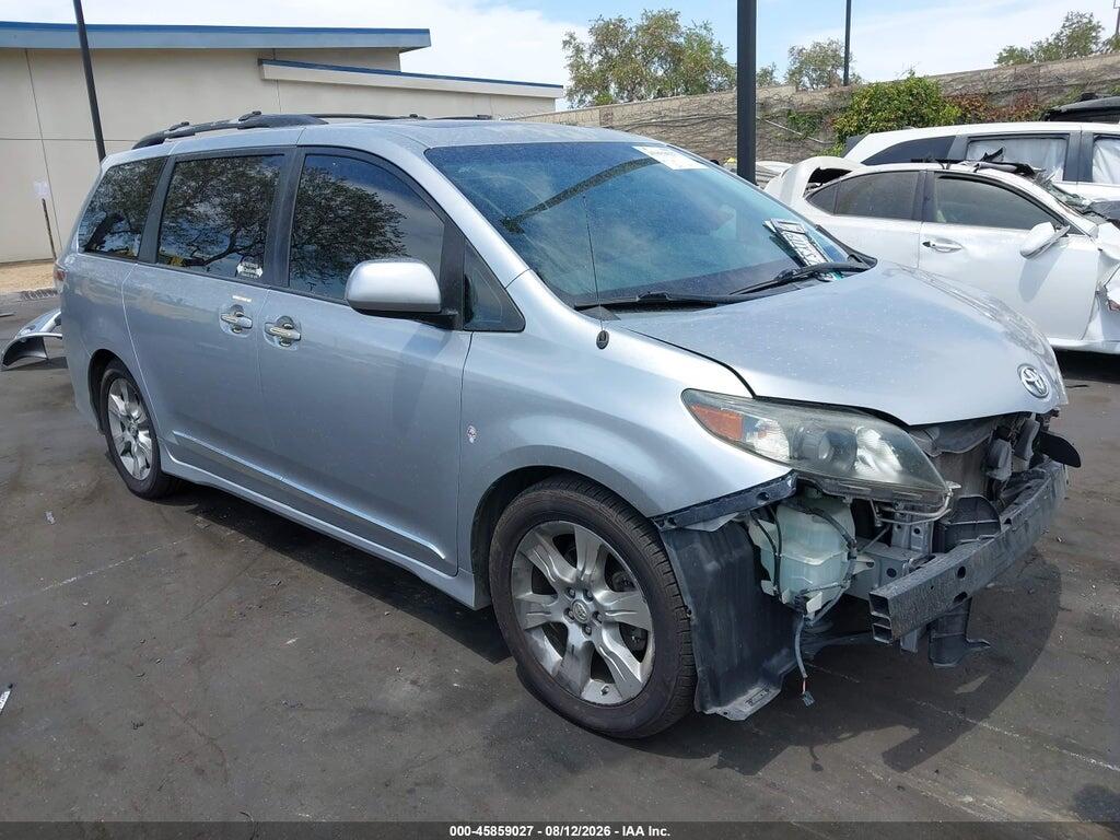 5TDXK3DC8CS220180 2012 TOYOTA SIENNA photo no. 1