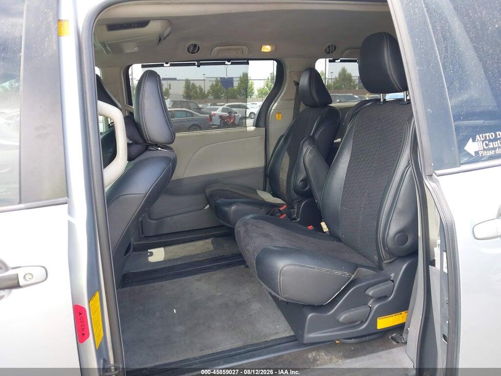 5TDXK3DC8CS220180 2012 TOYOTA SIENNA photo no. 8