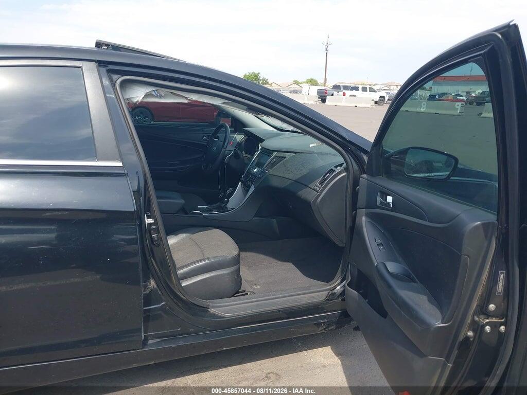 5NPEC4AB3CH363923 2012 HYUNDAI SONATA photo no. 5
