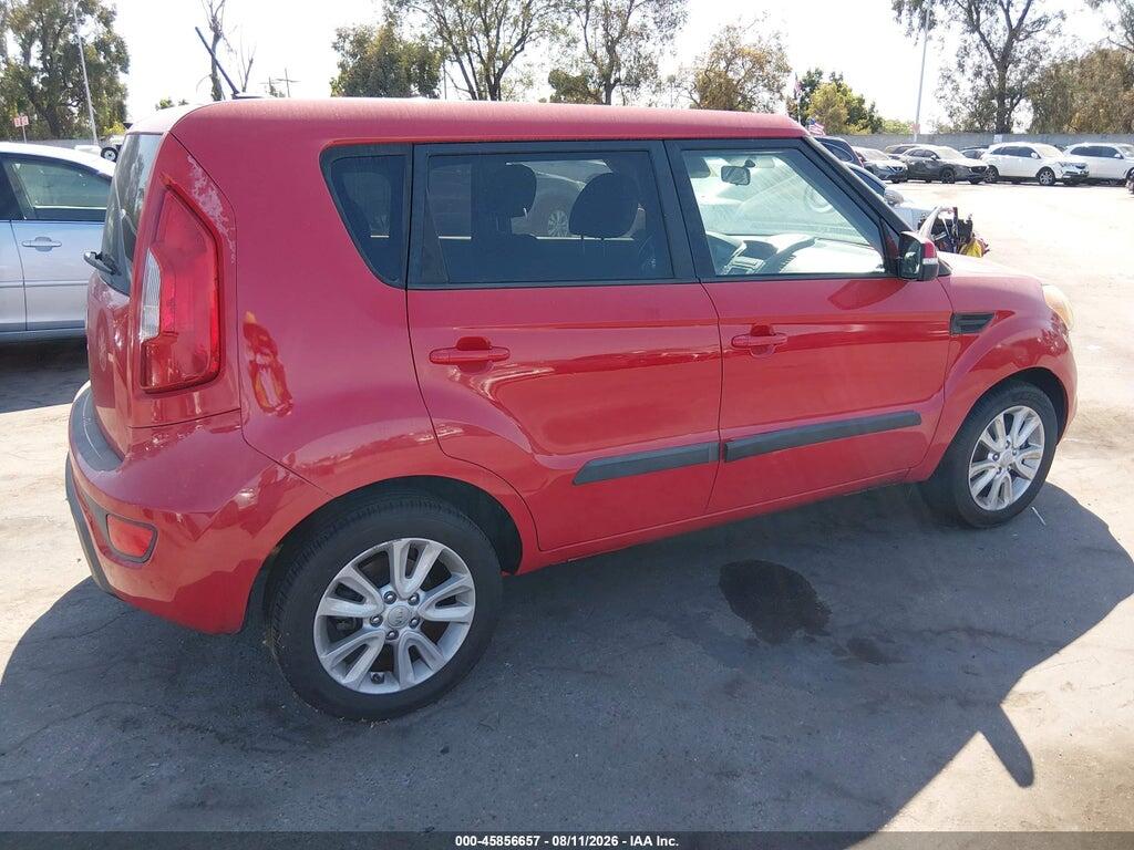 KNDJT2A69C7478875 2012 KIA SOUL photo no. 4
