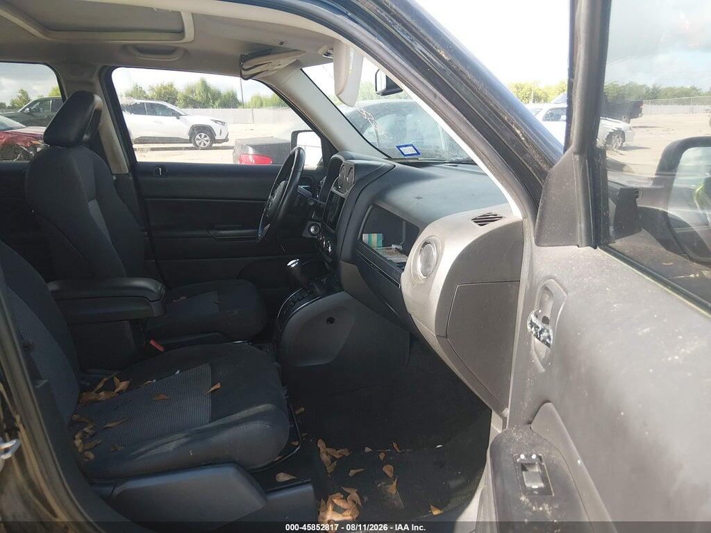 1C4NJPFA0CD704451 2012 JEEP PATRIOT photo no. 5