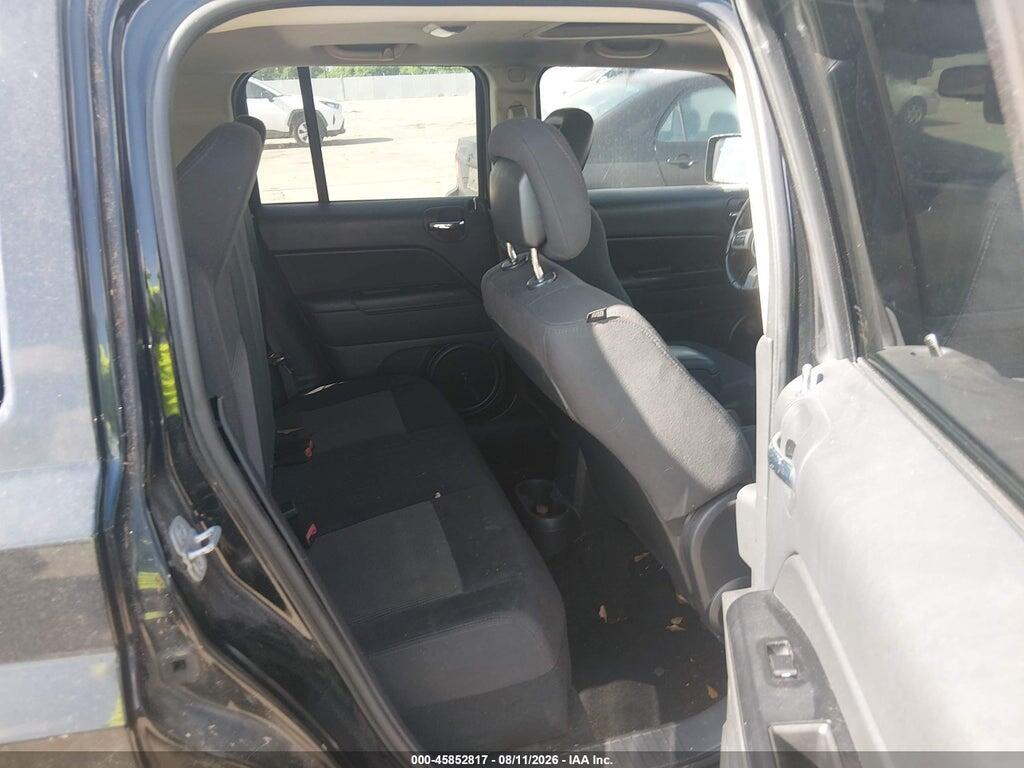 1C4NJPFA0CD704451 2012 JEEP PATRIOT photo no. 8