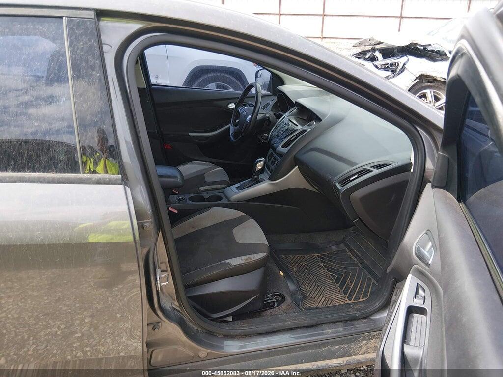 1FAHP3K28CL235835 2012 FORD FOCUS photo no. 5