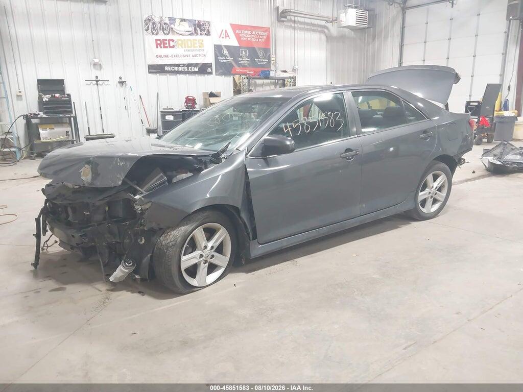 4T1BF1FK7CU049050 2012 TOYOTA CAMRY photo no. 2