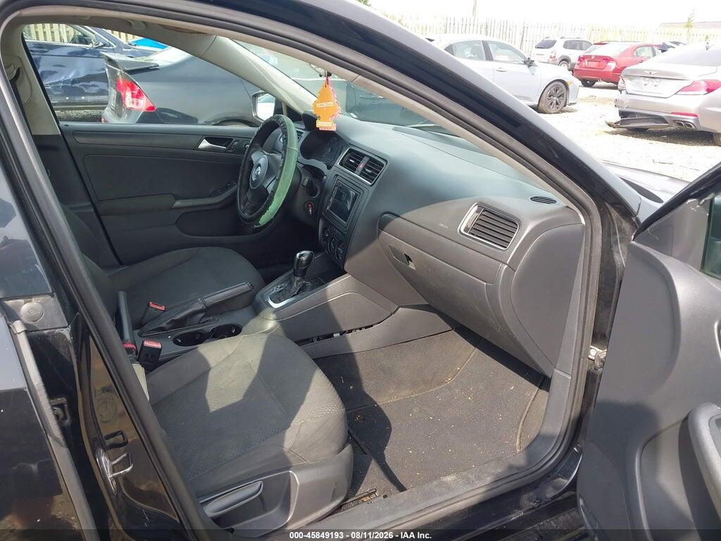 3VW2K7AJ0CM468103 2012 VOLKSWAGEN JETTA photo no. 5